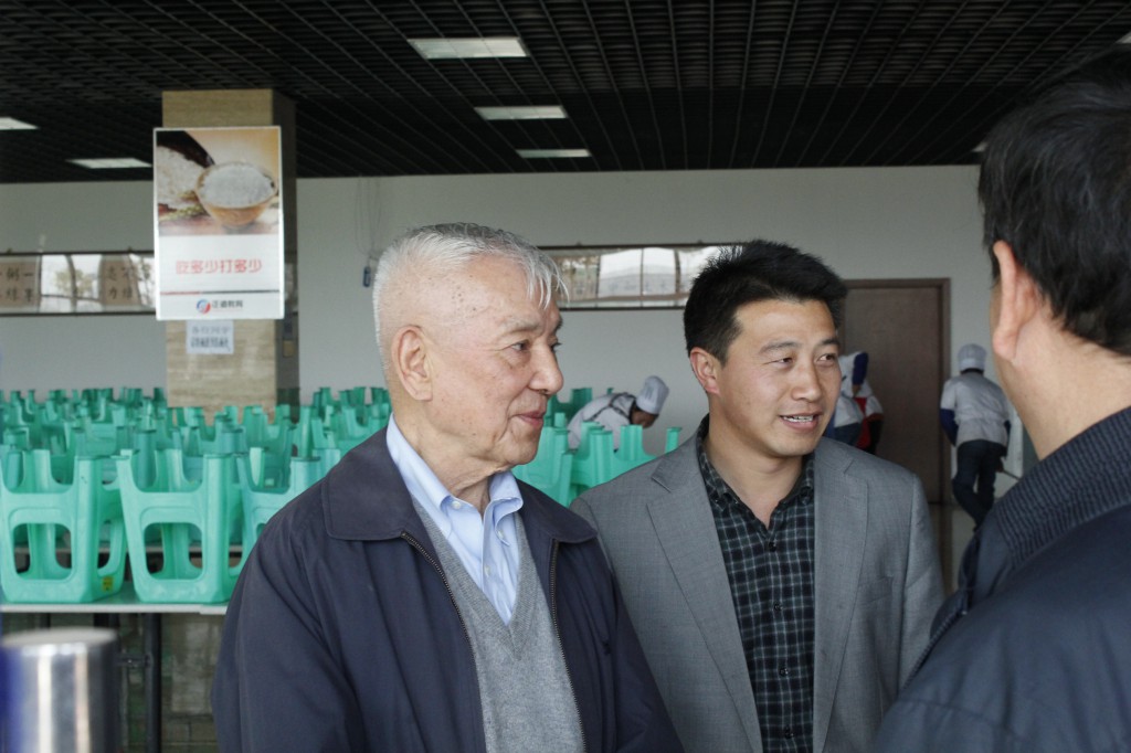 海外華僑--龍?jiān)浦忧皝砦倚？疾?></a>
                                </div>
                                                        <h2><a href=